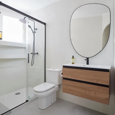 Always Easy I Escolta Real Apartment