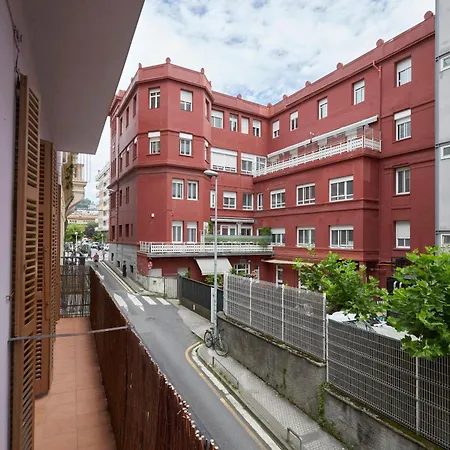 Always Easy I Escolta Real Appartement