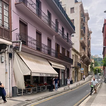 Always Easy I Escolta Real * Сан-Себастьян